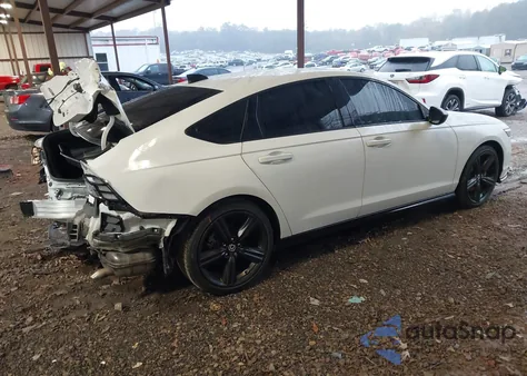 2024 Honda Accord Hybrid Sport-L z USA, uszkodzony, nr VIN 1HGCY2F75RA017990